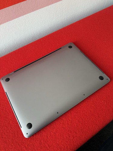 Apple MacBook Pro 13,3 Zoll (256GB SSD, Intel Core i5-8279U, 2,4GHz, 8GB RAM) - 第 10/10 張圖片