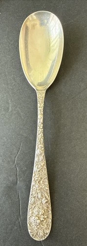 Stieff Rose Sterling Silver Serving Spoon Repousse Pattern 87g 8.5”