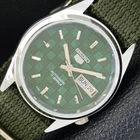 AUTOMATIC VINTAGE SEIKO 5 REFURBISHED JAPAN MENS GREEN DIAL WATCH a440450-1