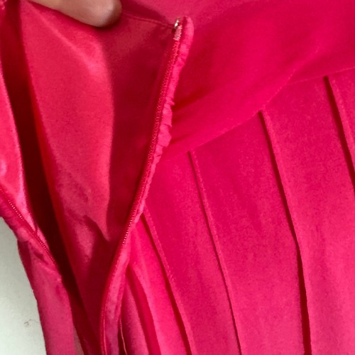 BCBG 100 % Seide ombre rosa transparent Mini trägerlos Korsett Kleid Rüschen Y2K - Bild 10 von 13