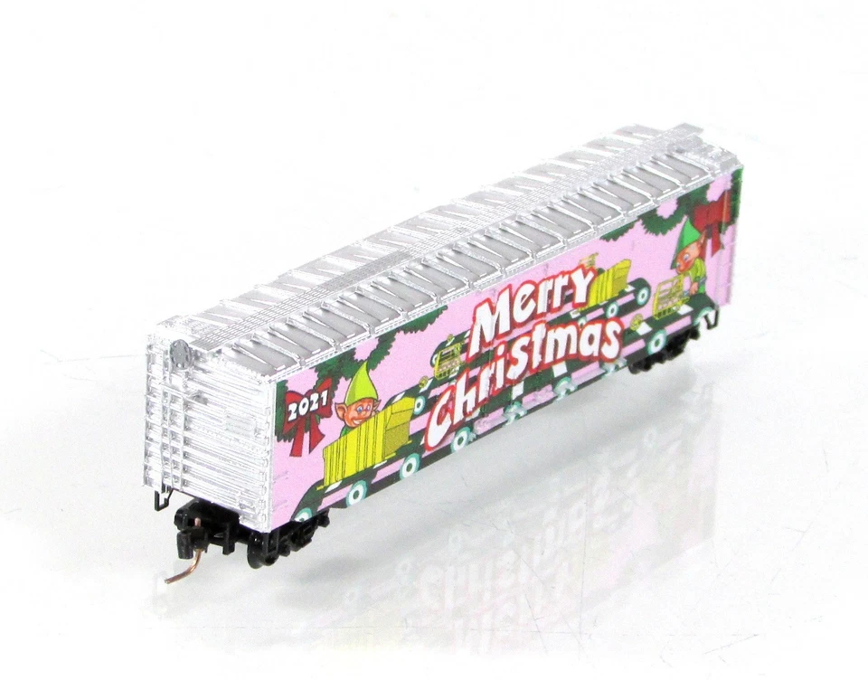 Z Scale ***MERRY CHRISTMAS*** Micro Mouse Box Car 2021 --- Micro Trains 50700710 - Image 3 of 4