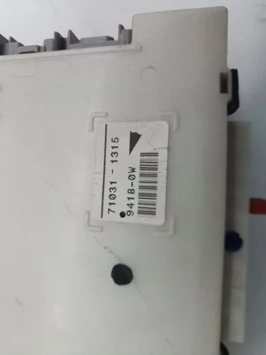 8273053050 Caja Reles/Fusibles para LEXUS IS (DS2/IS2) 220d 2008 281757 - Imagen 6 de 10