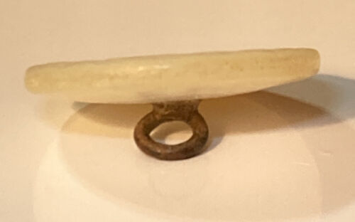 Antique White Pearl Button Carved Flower Petal Edge Metal Shank 3/4" - Picture 3 of 7