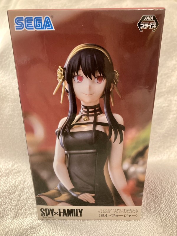 SEGA Anime Spy x Family Yor Briar Forger Premium Sitting Figure Thorn Princess