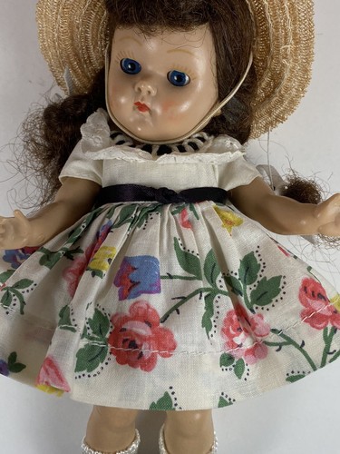 Vintage 1953 Vogue Ginny “Linda” Tagged - Picture 2 of 9
