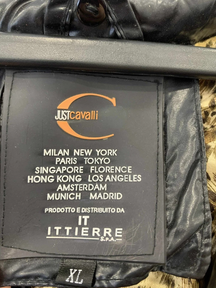 Just Cavalli Women’s Black Crocodile Patch Puffer Jacket w Leopard Lining XL #39 - Image 4 of 4