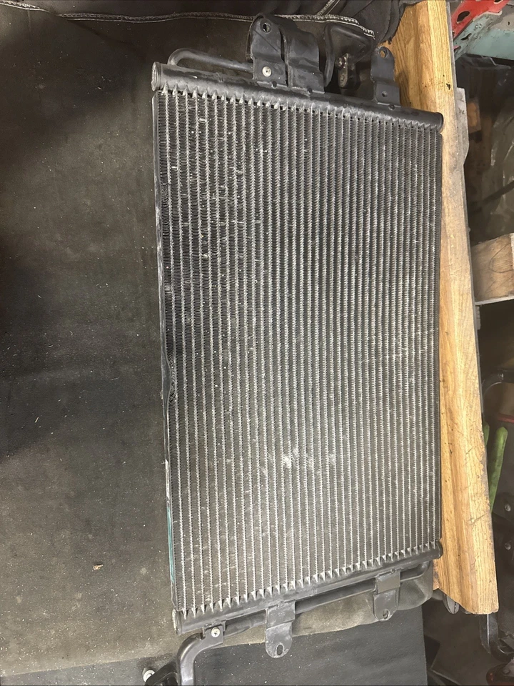 A/C AC Condenser for 2000 2001 2002 2003 2004 Audi TT Quattro 1.8L 3.2L - Image 4 of 4