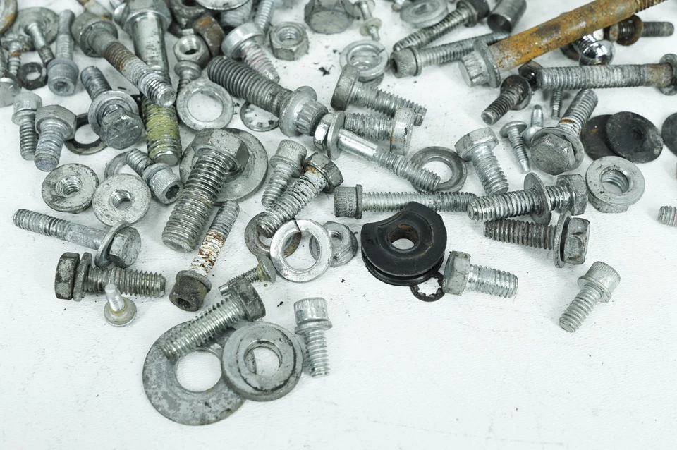 2006 Harley Touring FLHXI Street Glide OEM Hardware Bolts Nuts & Brackets - Image 3 of 4