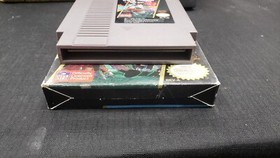 CIB NFL FOOTBALL NINTENDO NES VIDEO GAME COMPLETE IN BOX W/ PROTECTOR CASE
