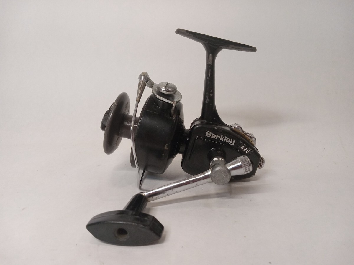 リール Berkeley SpiningReel 4201 USA Vintage Berkley 420 Spinning Fishing Reel – works as it