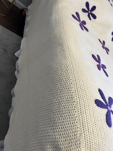 vintage 70’s Handmade chunky Knit Bedspread - Picture 3 of 5