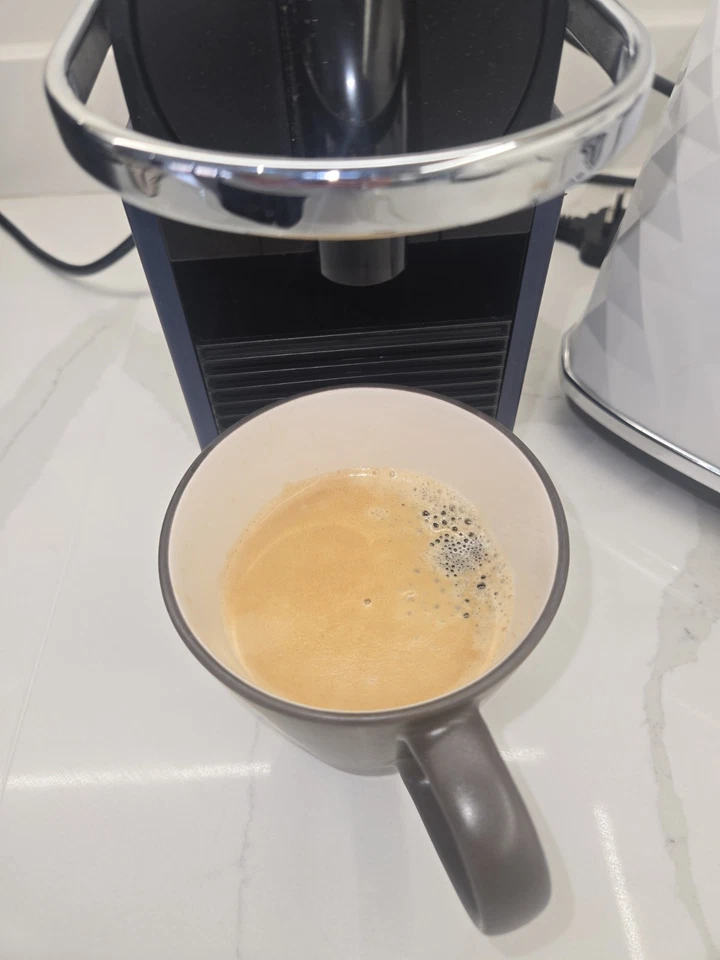 Nespresso Pixie, photo 2 of 5