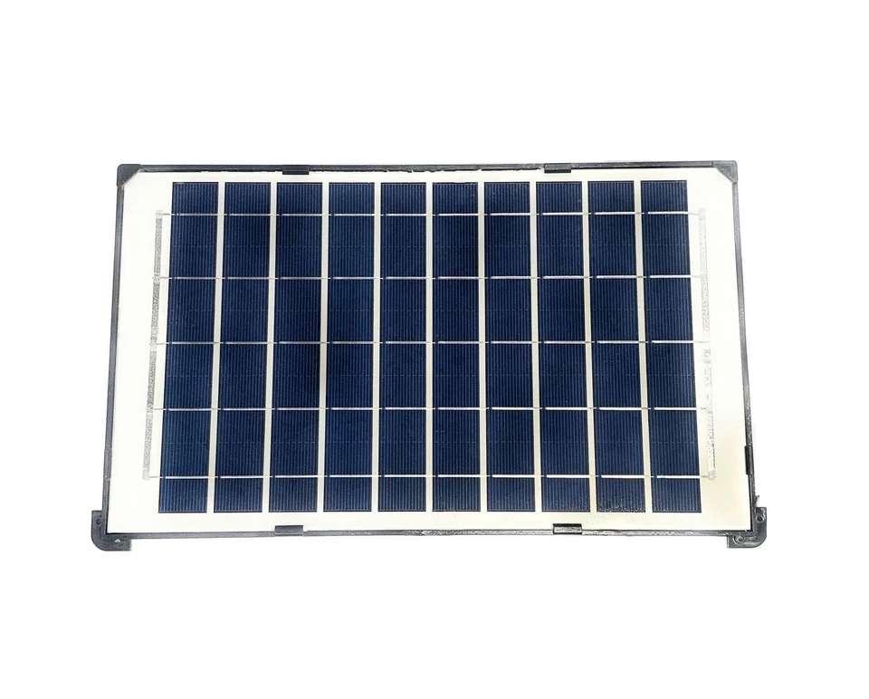 Led da Esterno da 100W Con Luce Fredda Bianca Con Pannello Solare E Telecomando - Immagine 2 di 4