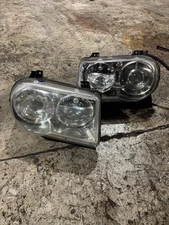 Chrysler 300 Headlights 2005 OEM