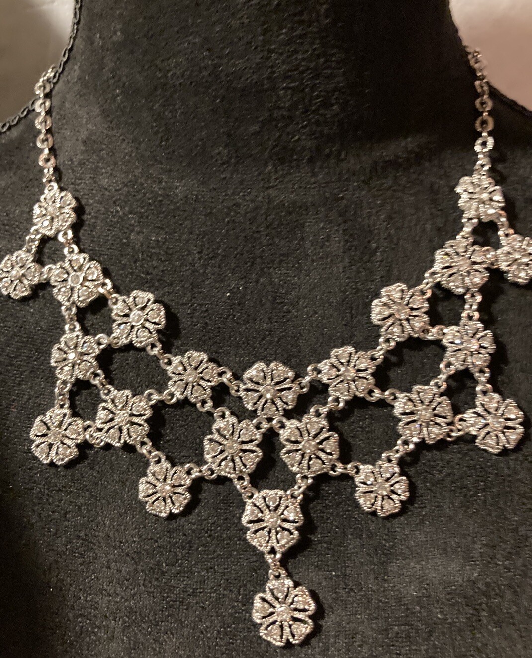 Picture 2 of 6