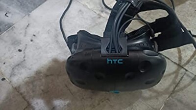 HTC Vive Virtual Reality Headset include all cable and adapter