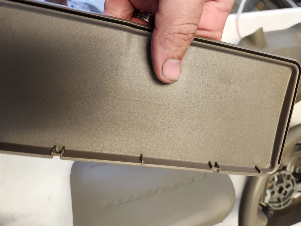 03 04 Corvette C5 Parasol Tocador Espejo Cubierta ESQUISTO SOLO USADO GM Foto 2 de 2