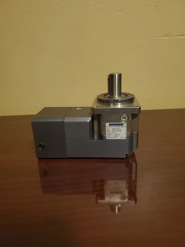 PARKER BAYSIDE SERVO MOTOR RS60-100-SU SHAFT UP RIGHT ANGLE MOTOR