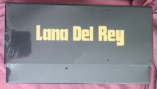LANA DEL REY Did You Know That There’s A Tunnel ... (LARGE Hoodie +CD Box Set) - Picture 3 of 4