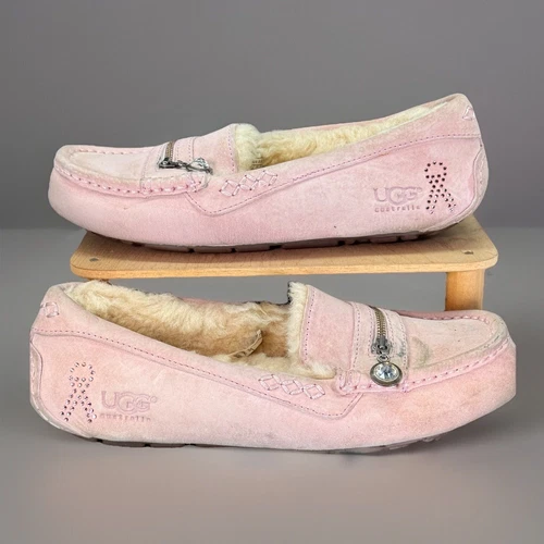 UGG Dakota Pantofole Donna 6 Rosa Scintillante Sensibilizzazione Cancro al Seno Foderate in Pelliccia