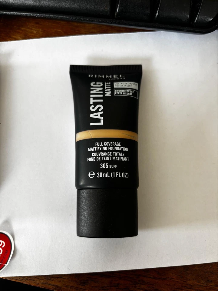 Rimmel Lasting Matte Full Coverage Light-weight Foundation *variety of shades* - Image 4 of 4