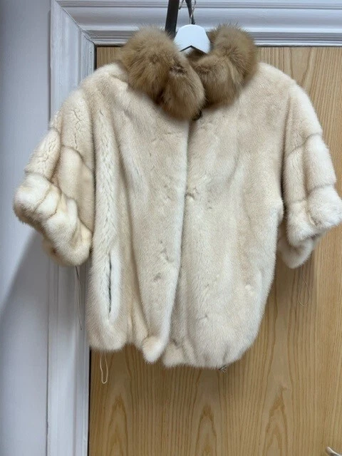 Picture 1 of 1