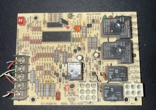 Rheem Ruud 62-24268-01 Furnace Control Circuit Board 1012-925A