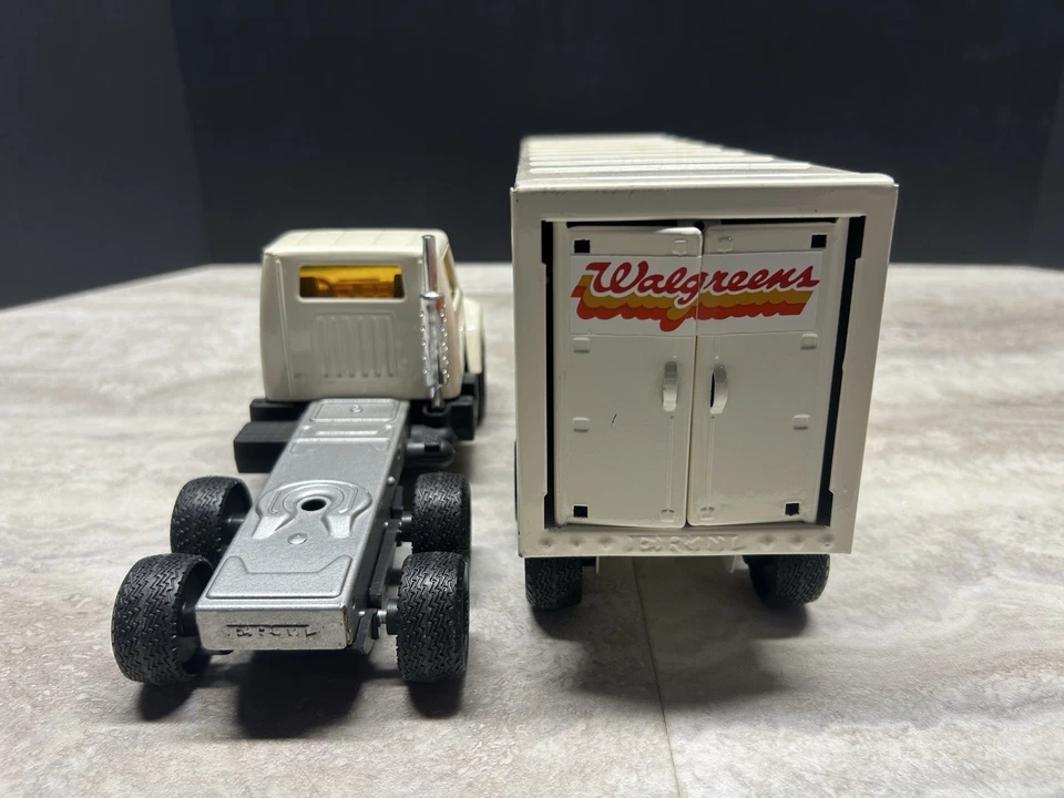Vintage ERTL Walgreens The Shoppers Center Metal Semi Truck Box Trailer Freight - Image 4 of 4