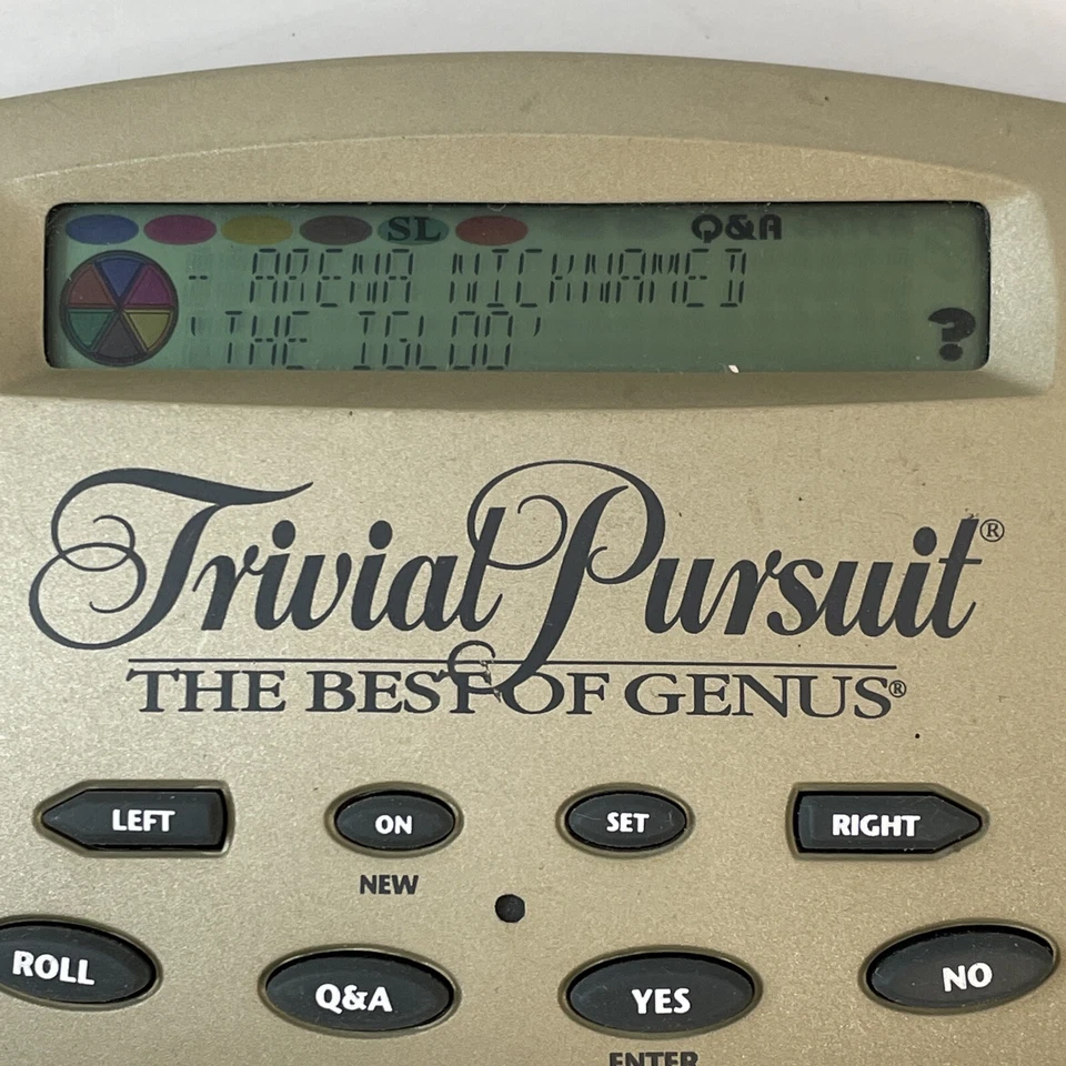 Trivial Pursuit The Best of Genus Electronic Handheld Portable Game 1997 Works - Image 2 of 4