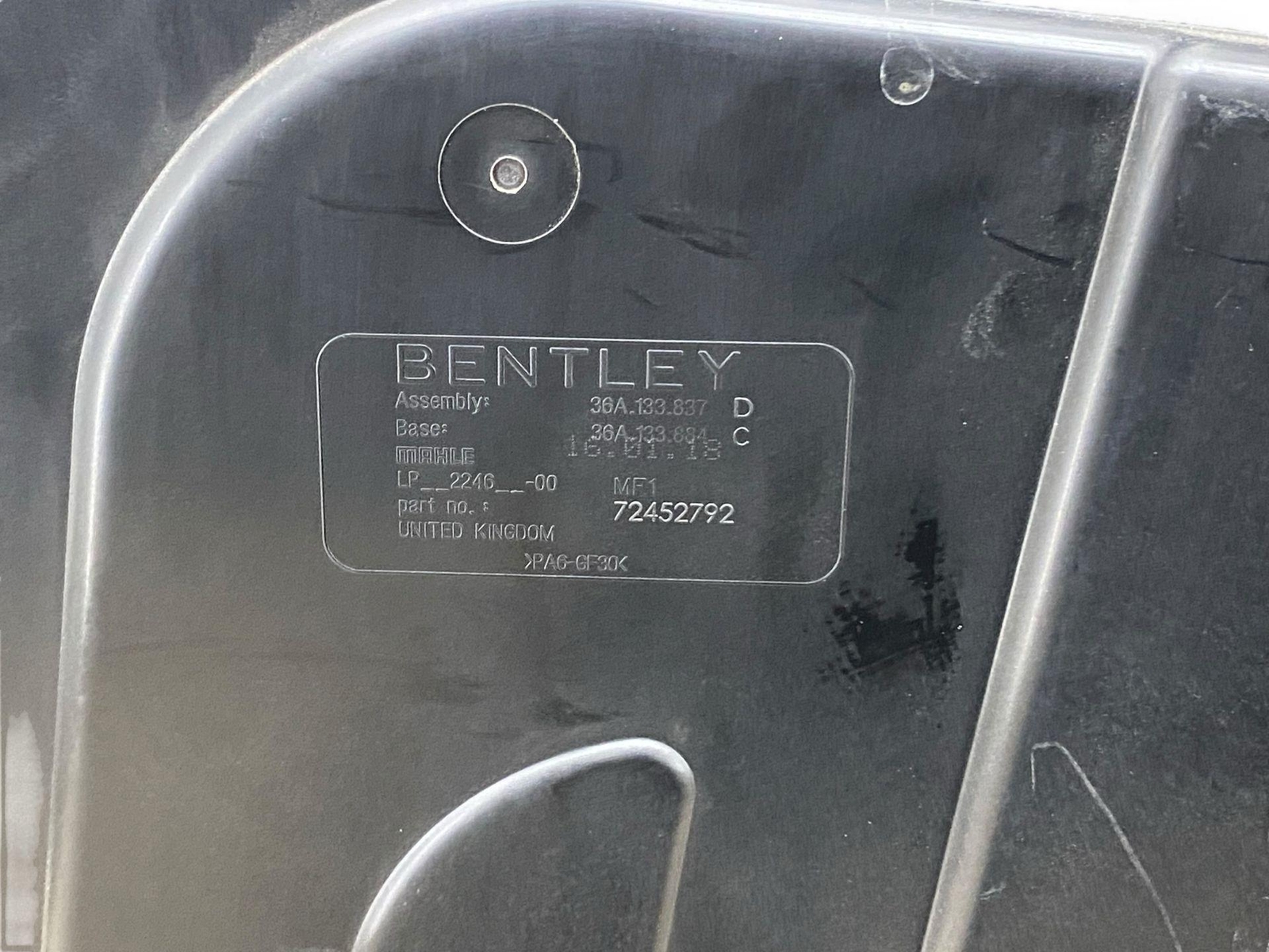 2016-2020 BENTLEY BENTAYGA OEM 6L W12 ENGINE AIR FILTER BOX HOUSING W/INLET DUCT