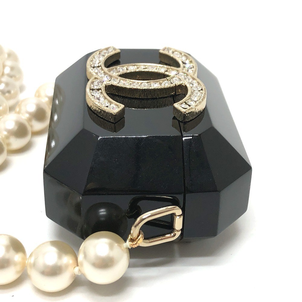 CHANEL AB6425 CC CC Mark AirPodsPro Airpods Pearl Shoulder P21A