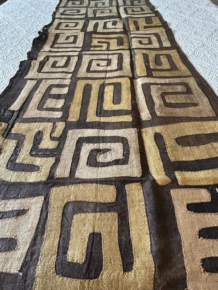 Panel de tela Cuban vintage 24-27”x126” tejido a mano con apliques Foto 2 de 4