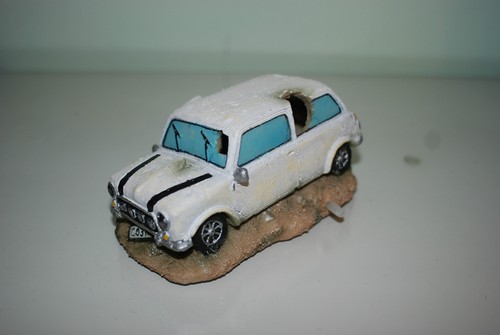 Aquarium Mini Cooper White Decoration With Bubble Exhaust Size 15 x 10 x 7 cms