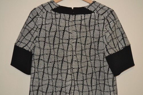 Monochrome Textured Patterm Banana Republic Shift Dress with Pockets Size 2 - Picture 6 of 6