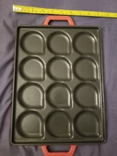 Geoffrey Zakarian Cranberry Cast Iron Seafood Pan EUC