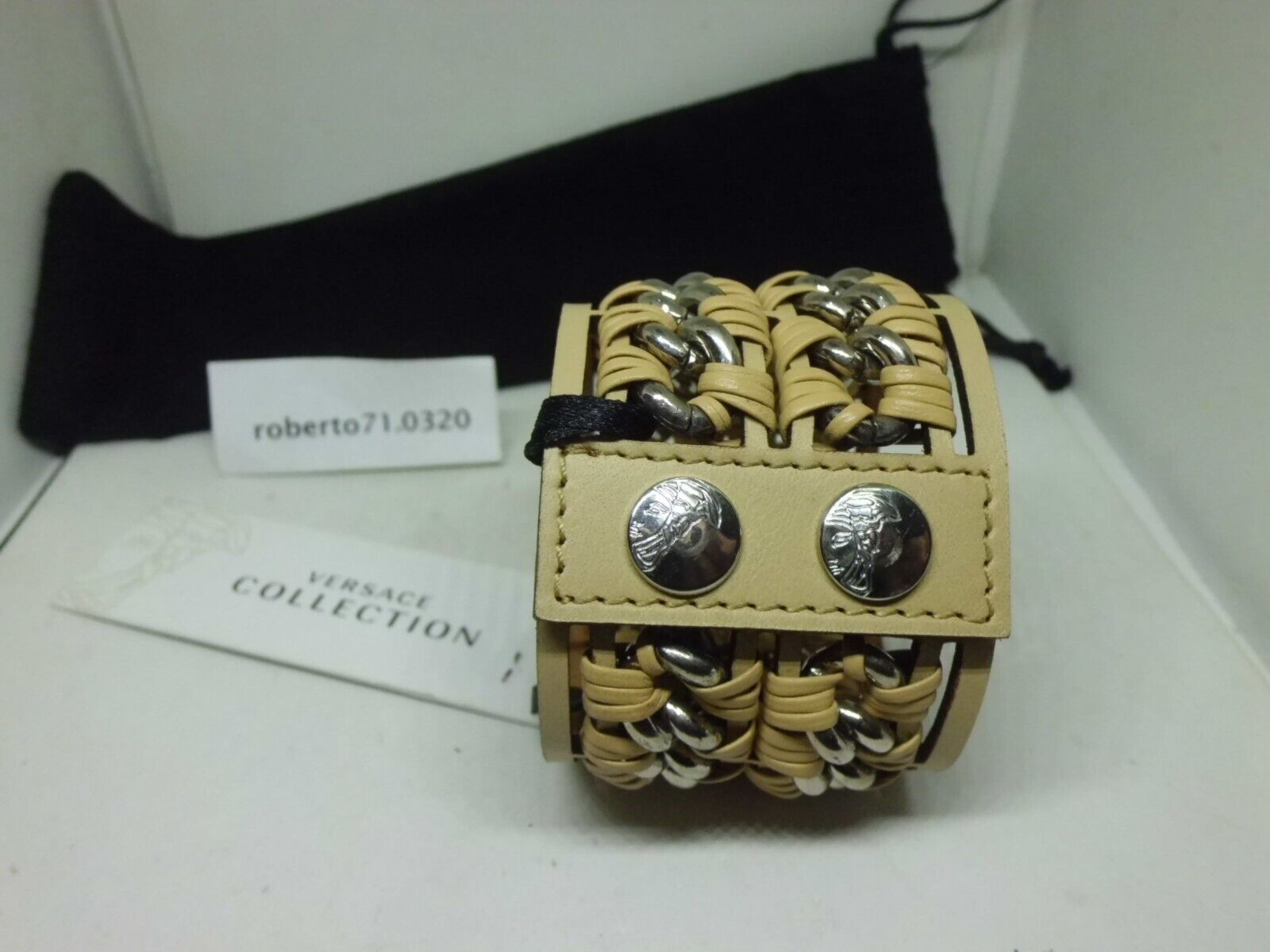 Foto 4 di 4