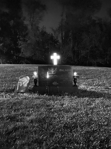 Solar Lighted Cross Solar Power Cemetery Cross Grave Memorial Decoration Cross - 第 2/12 張圖片