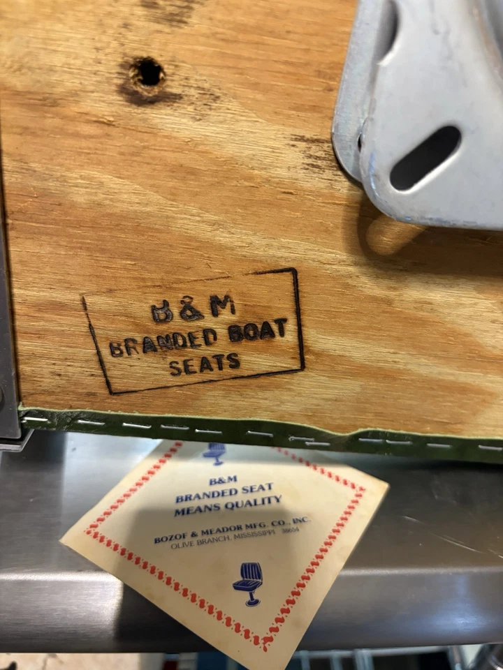 VTG B&M Branded Large Mouth Bass Engraved Folding Swivel Boat Chair (Pair) RARE! - Image 3 of 4