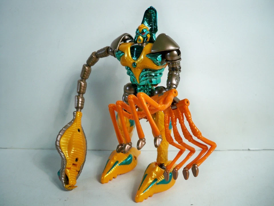 K25i0045 QUICKSTRIKE BWM-13 TRANSART COMPLETE TRANSFORMERS BEAST WARS FIGURE - Image 2 of 4