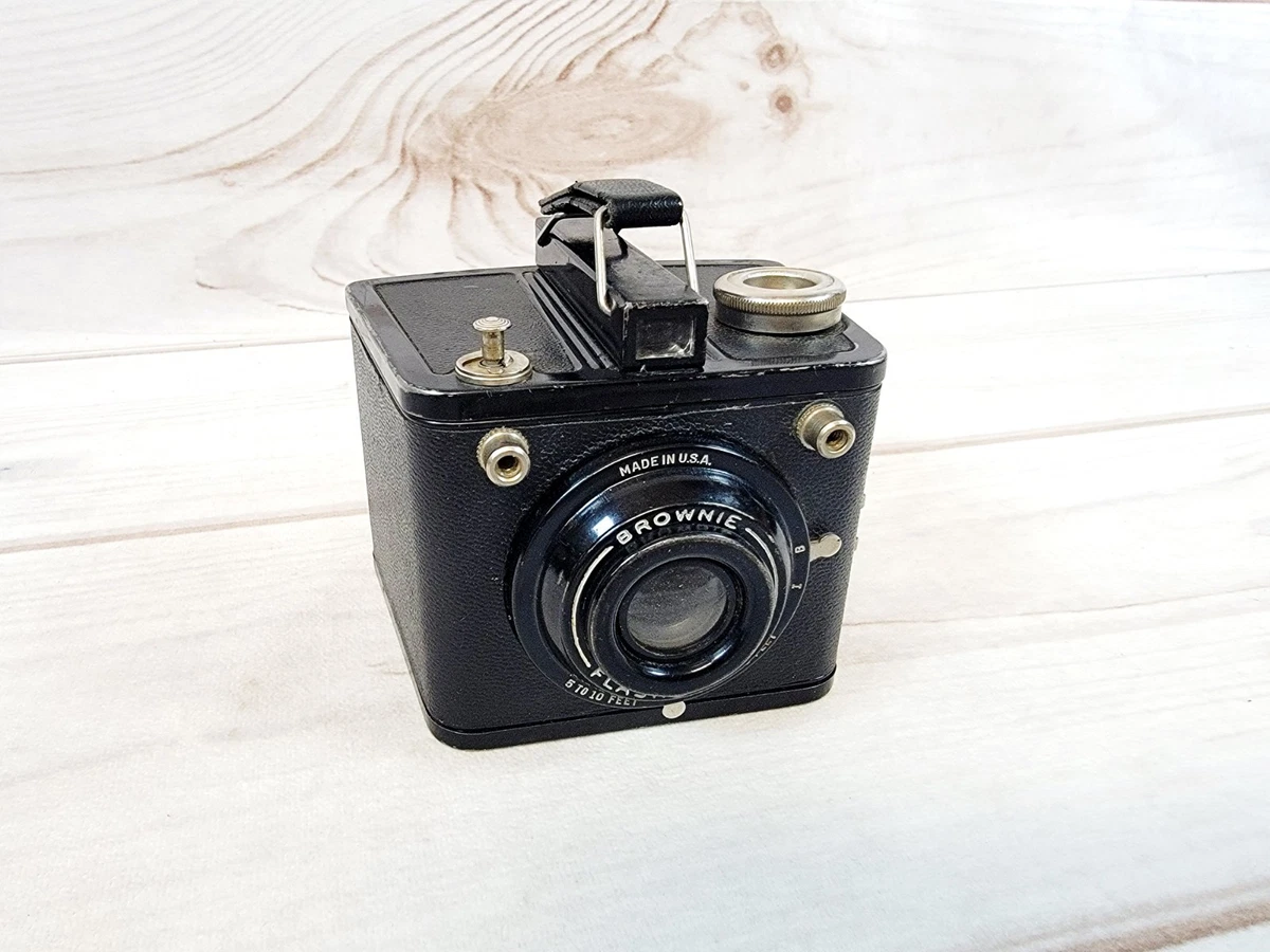 ヴィンテージ 映写機 米国製 Antique 1940s mini vintage spy camera: seriously obsessed! film