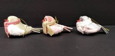 Wondershop Featherly Friends Bird 3 Ornaments Rose Zinny Pink Scarf Faux Fur
