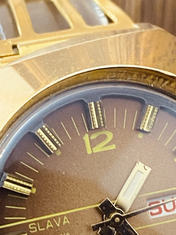 Vintage WATCH USSR SLAVA Asymmetric Gold Plated RARE Wristwatch Automatic #6268 - Image 4 of 4