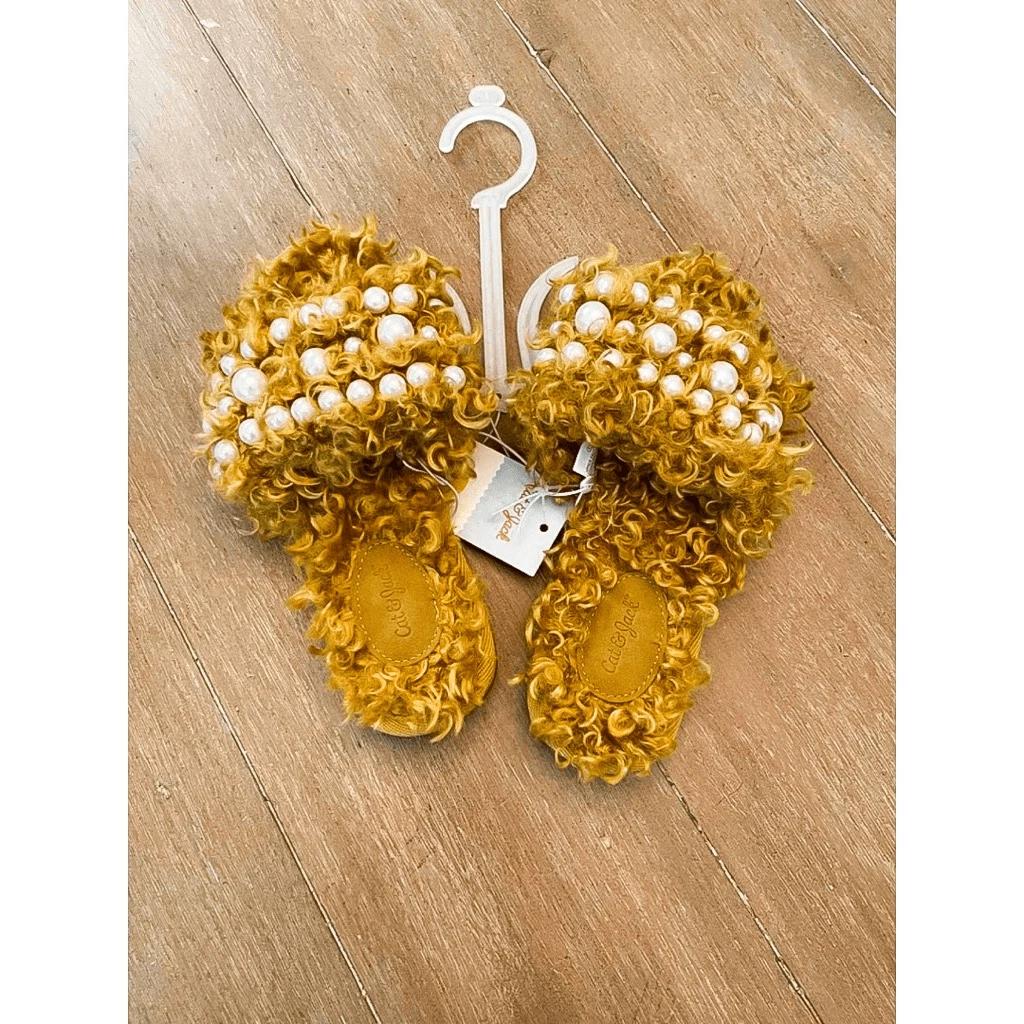 Cat Jack Girls Gold Adeline Embellished Pearl Fuzzy Slide Kids