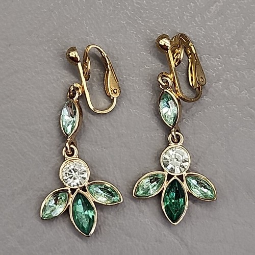 Napier Earrings Vtg Leaf Swirl Green Rhinestone Gold Tone Dangle 1.75" - Picture 2 of 11
