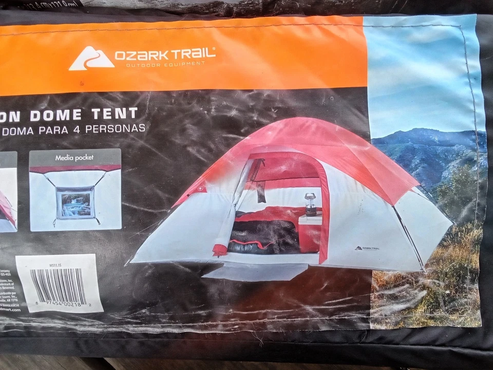 New Ozark Trail 4 Person Dome Tent Camping Outdoor Family Outings Picnic Hiking  - Image 2 of 3