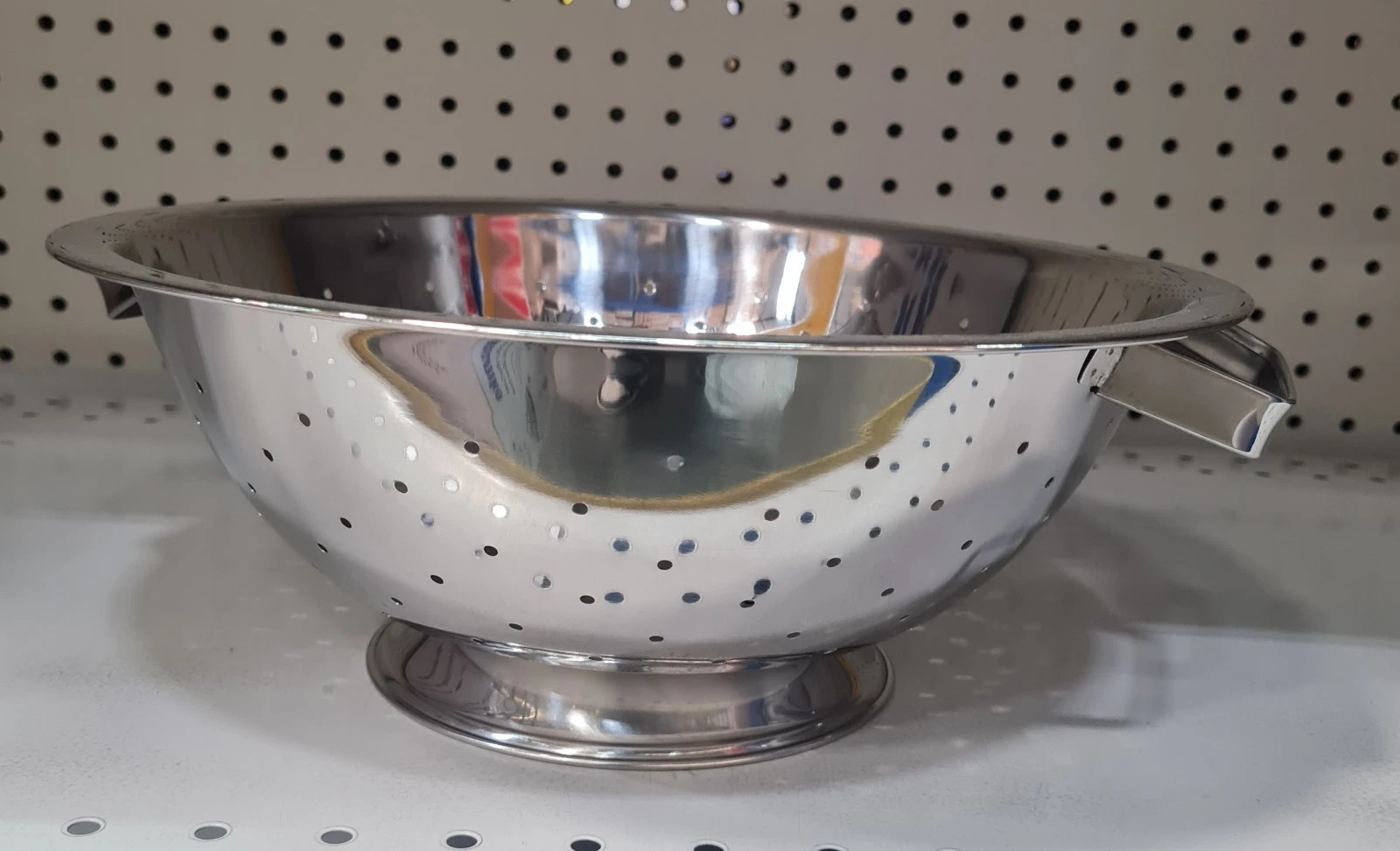 Stainless Steel 5 Quart Colander 11 Inch Diameter With Footed Base