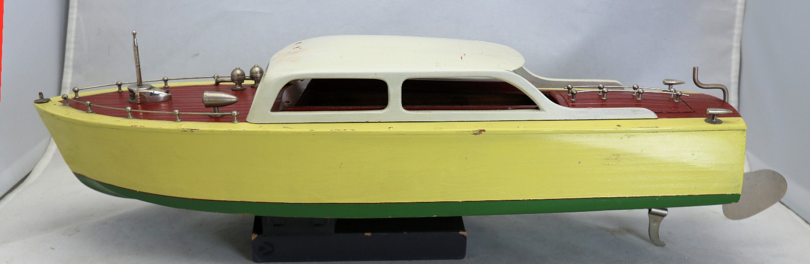 Vintage 1950s Battery Operated Toy Wood Boat 17 1/2&rdquo; Long