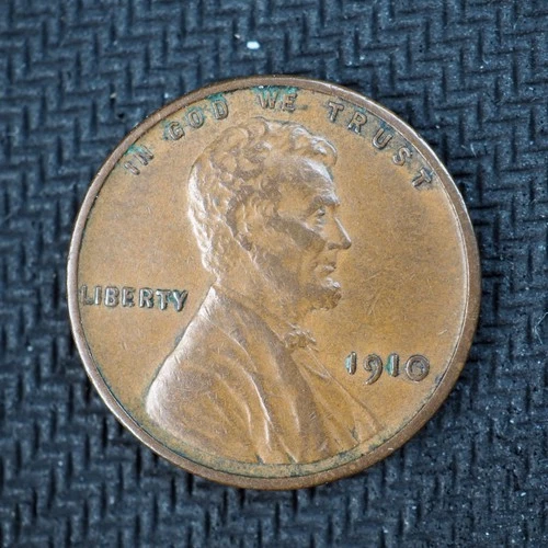 1910 **P** LINCOLN HEAD CENT - FREE SHIPPING! C2337