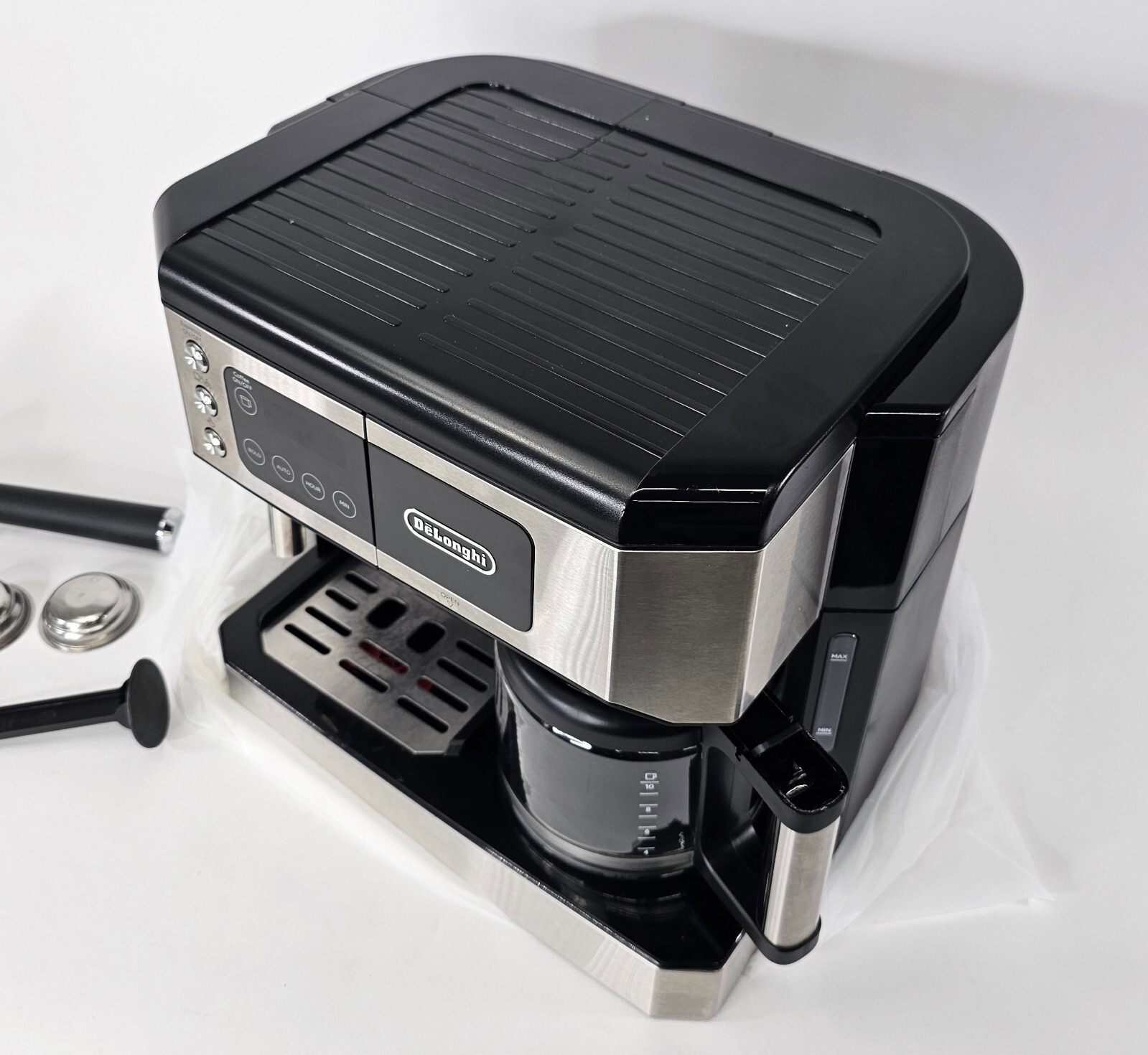De'Longhi COM530M AllinOne Combination Coffee and Espresso Machine