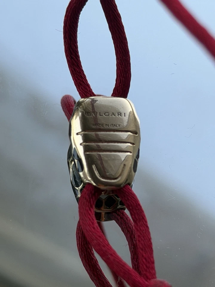 Pulsera Bulgari Roja con Cuentas Blanco y Negro Foto 4 de 4